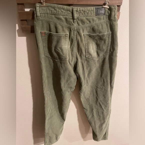 BDG Urban Outfitters high rise mom cord pants in forest green size 27 - Picture 4 of 11